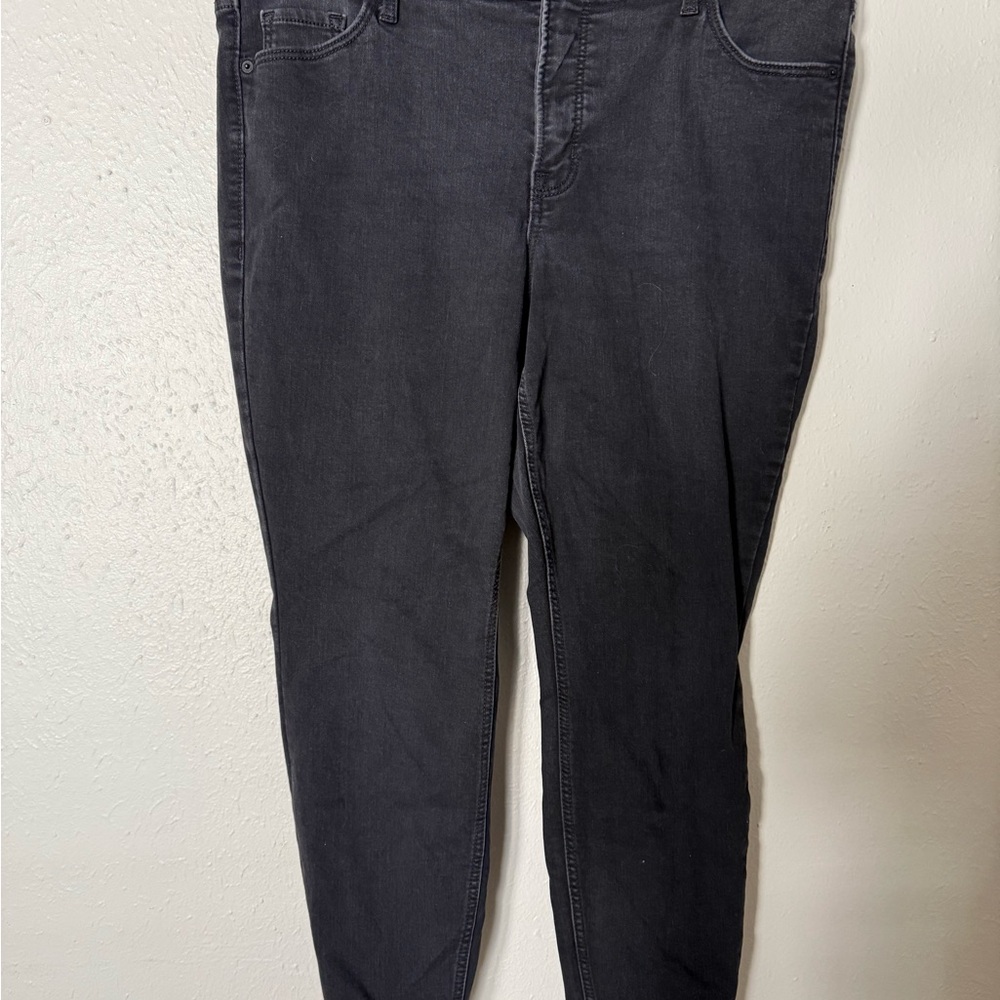 EVRI Women's Skinny Jeans in Dark Gray